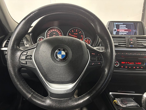 BMW 318d 22 of 30