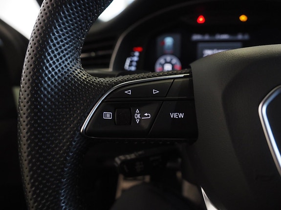 Audi Q8 20 of 27