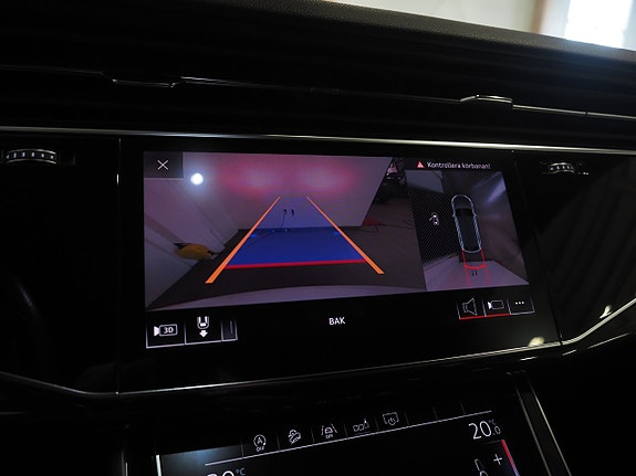 Audi Q8 17 of 27