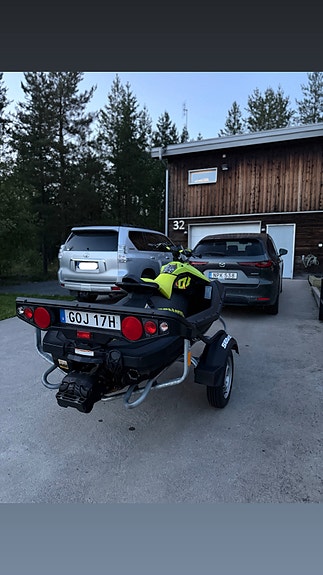 Sea-Doo Spark Trixx 2023 2 of 4