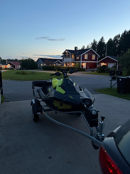 Sea-Doo Spark Trixx 2023 3 of 4
