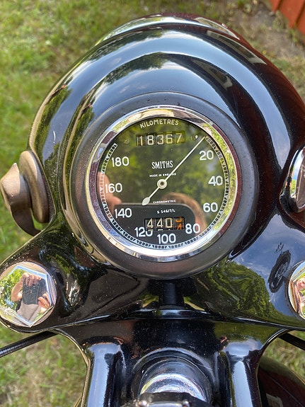BSA A10 Deluxe 4 of 6