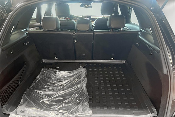 Mercedes-Benz GLC220 d 13 of 15