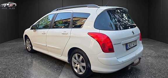 Peugeot 308 SW 8 of 22