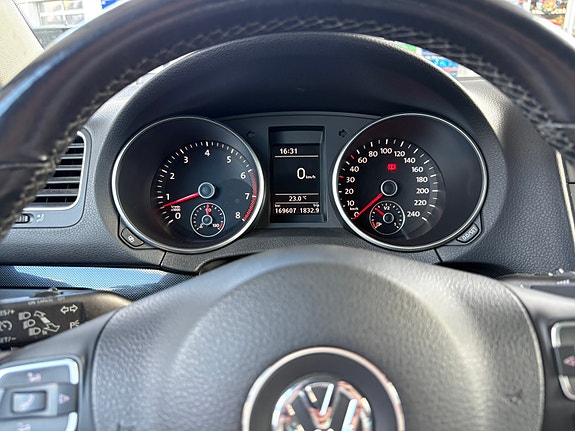 Volkswagen Golf VI 11 of 18
