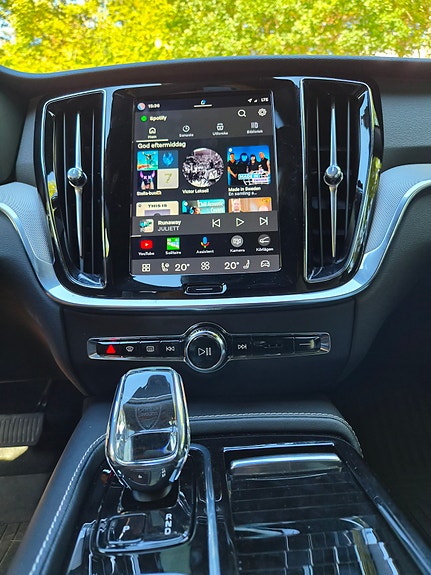 Volvo V60 7 of 9