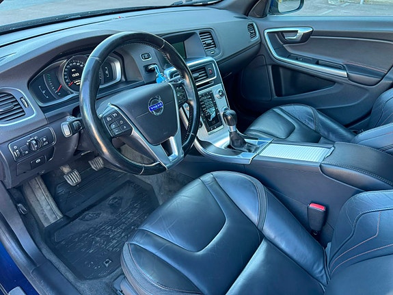 Volvo V60 5 of 7