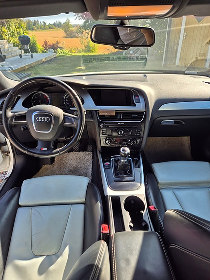 Audi A4 9 of 15