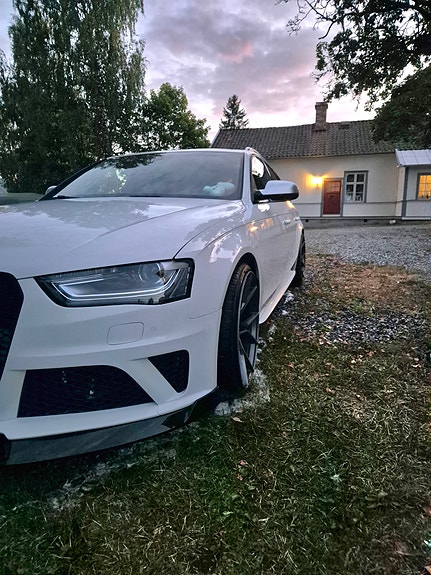 Audi A4 4 of 15