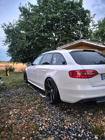 Audi A4 8 of 15