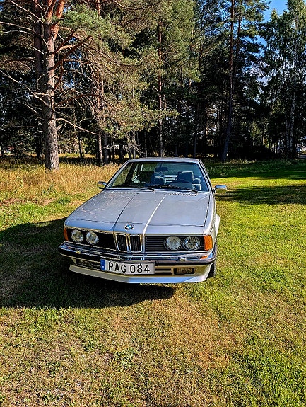 BMW 635CSi 2 of 10