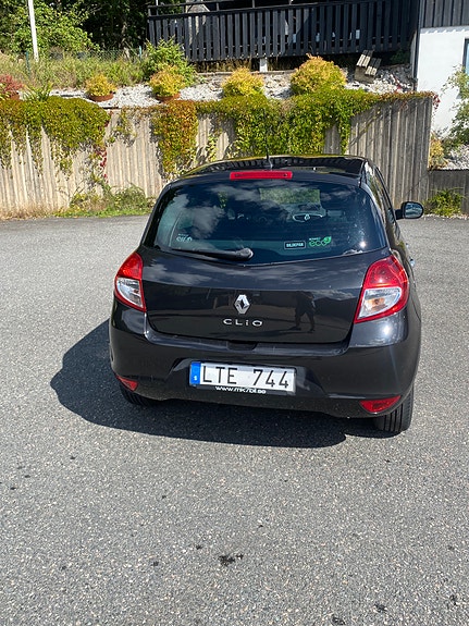 Renault Clio 3 of 5