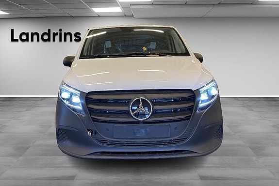 Mercedes-Benz eVito 119 2 of 14