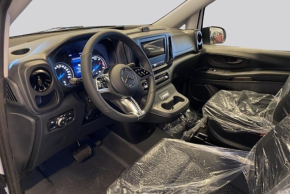 Mercedes-Benz eVito 119 8 of 14