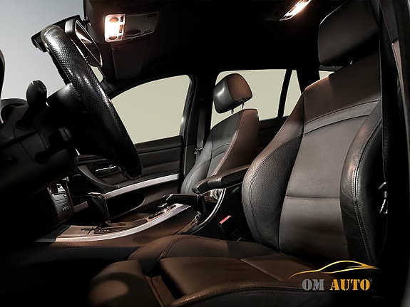 BMW 335i 12 of 19