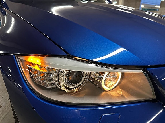 BMW 335i 15 of 19
