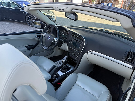Saab 9-3 6 of 7