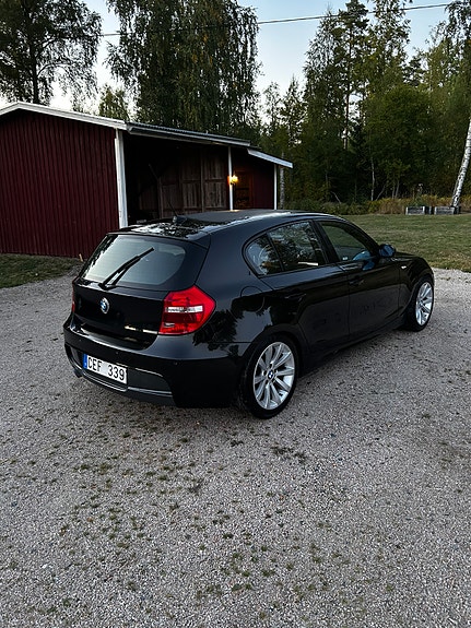 BMW 120d 4 of 4