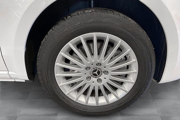 Mercedes-Benz eVito 112 14 of 15