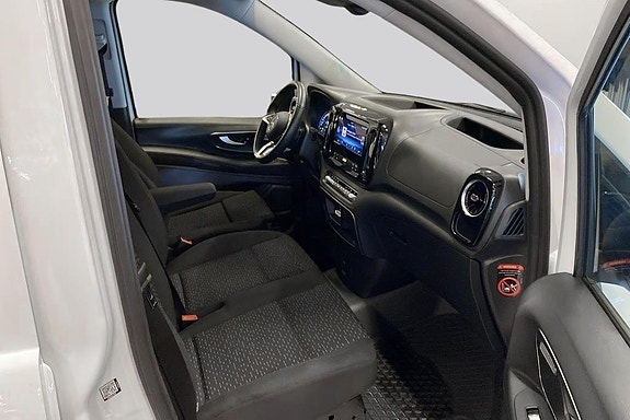 Mercedes-Benz eVito 112 11 of 15