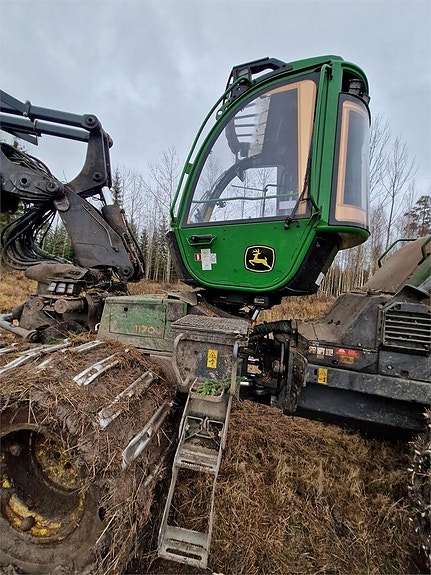 John Deere 1170G 4 of 24