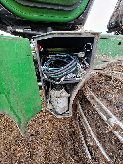John Deere 1170G 15 of 24