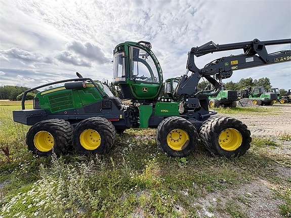 John Deere 1170G 13 of 24