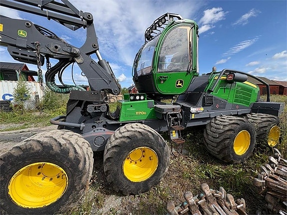 John Deere 1170G 4 of 24