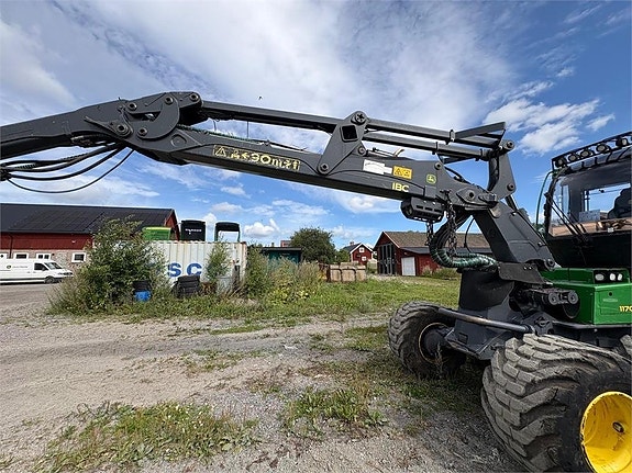 John Deere 1170G 20 of 24
