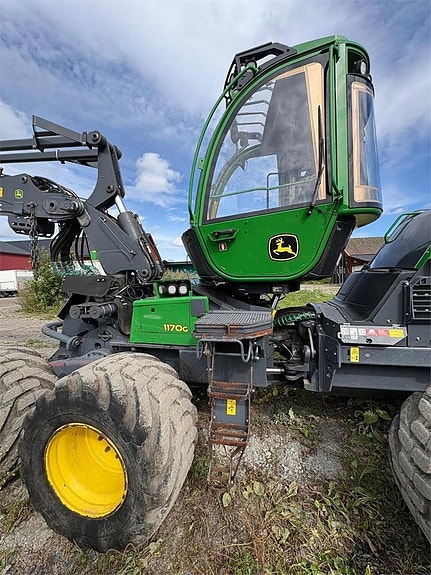 John Deere 1170G 6 of 24