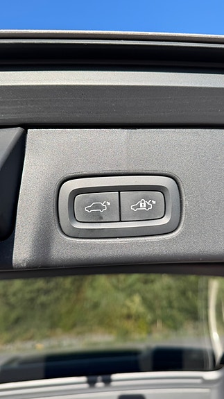 Volvo V90 7 of 9