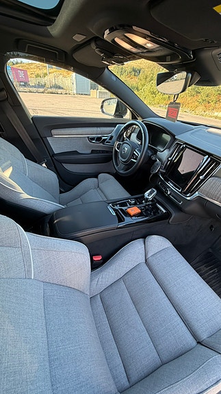 Volvo V90 5 of 9