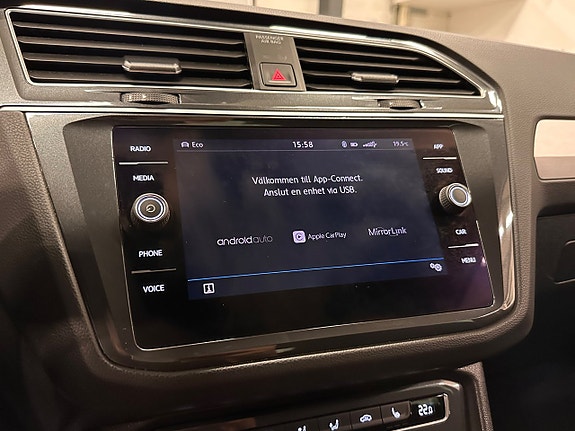 Volkswagen Tiguan 15 of 29