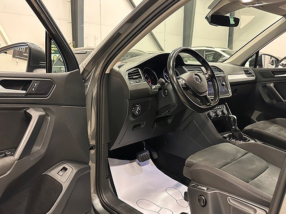 Volkswagen Tiguan 24 of 29