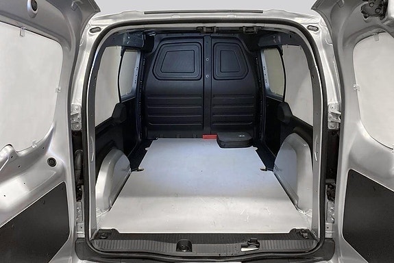 Mercedes-Benz eCitan 10 of 15