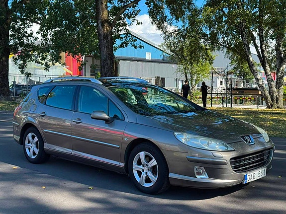 Peugeot 407 2 of 7