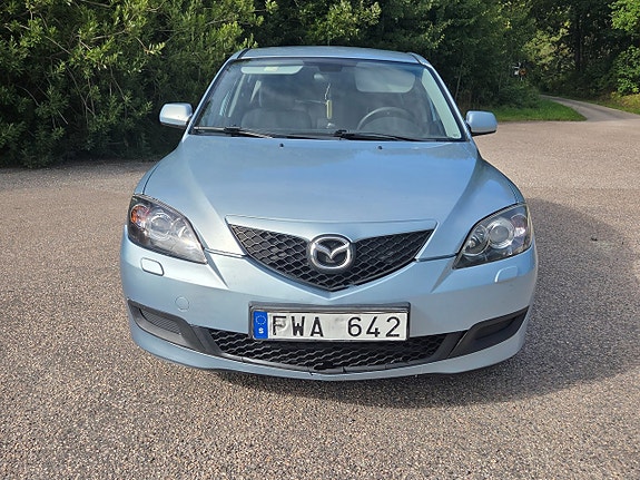 Mazda 3 2 of 12