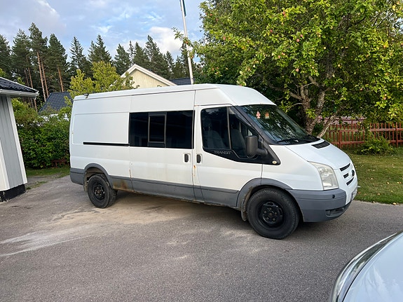 Ford Transit 2 of 7