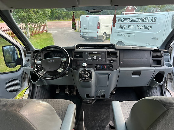Ford Transit 5 of 7