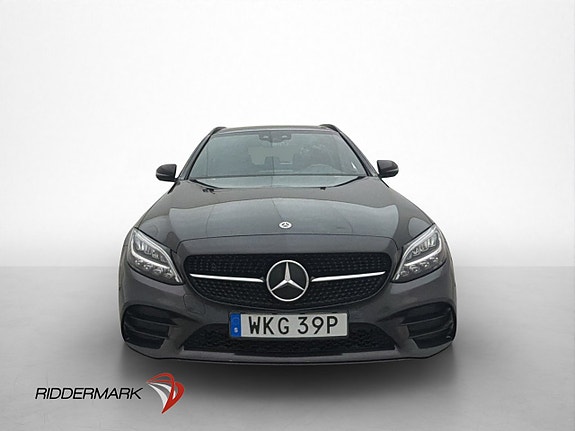 Mercedes-Benz C300 2 of 27