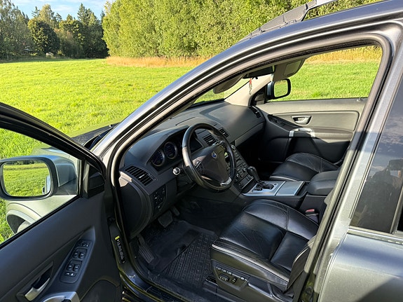 Volvo XC90 7 of 7