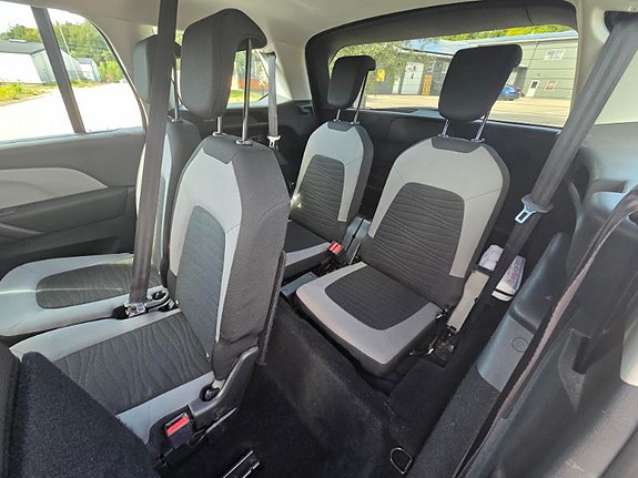 Citroen Grand C4 Picasso 12 of 15