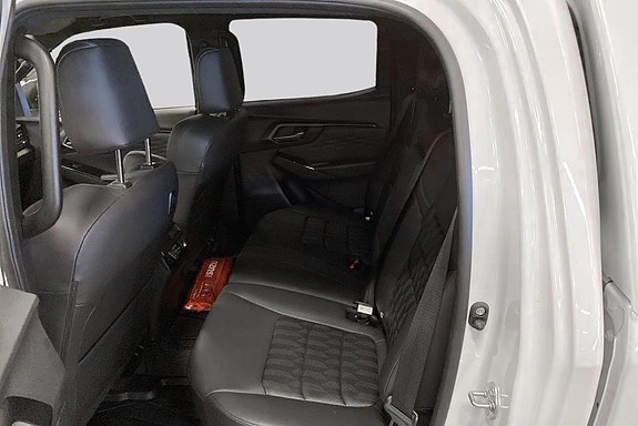 Isuzu D-max 18 of 18