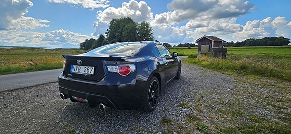 Toyota GT86 3 of 7