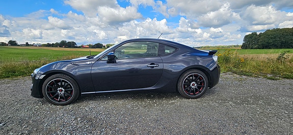 Toyota GT86 4 of 7