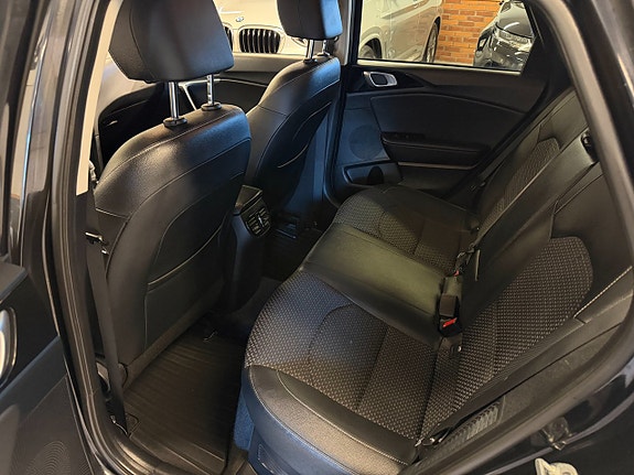 Kia Ceed 9 of 15