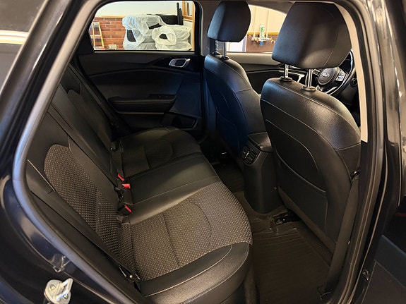 Kia Ceed 11 of 15