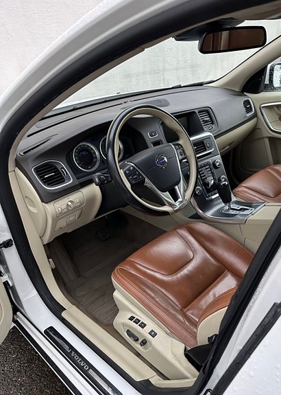 Volvo S60 6 of 15