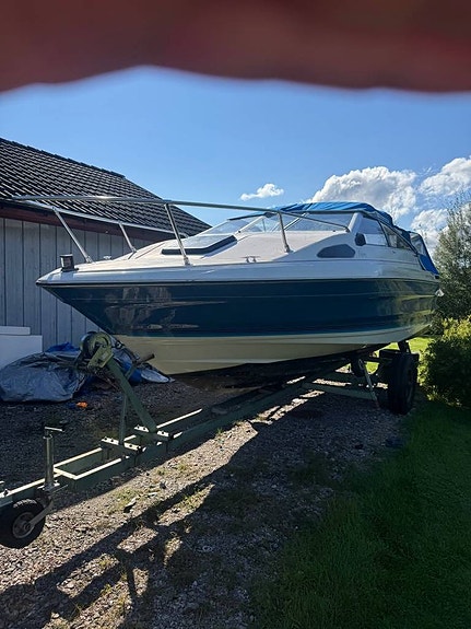 Bayliner 2152 Capri omc 3.0