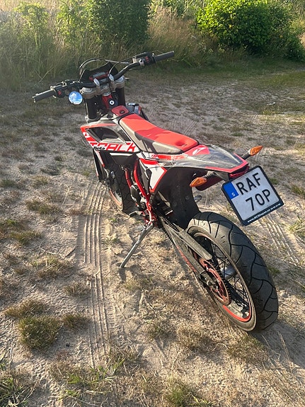 Beta Beta rr 50 3 of 9
